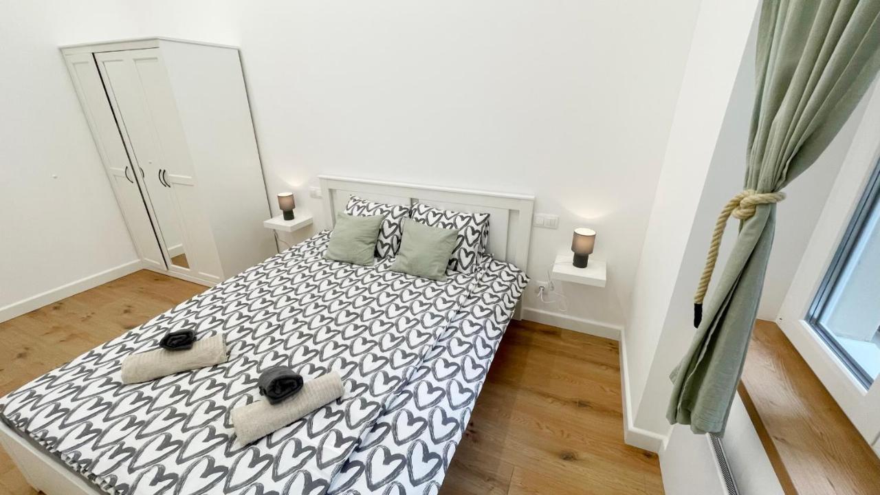 Sipsix Apartment - Modern 2 Bedroom Newly Renovated Flat With Ac In Budapest City Centre 布达佩斯 外观 照片