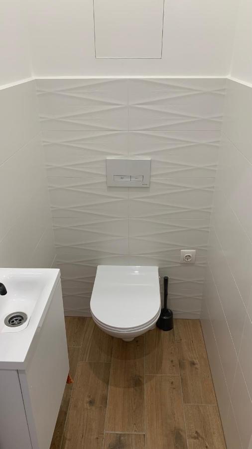 Sipsix Apartment - Modern 2 Bedroom Newly Renovated Flat With Ac In Budapest City Centre 布达佩斯 外观 照片